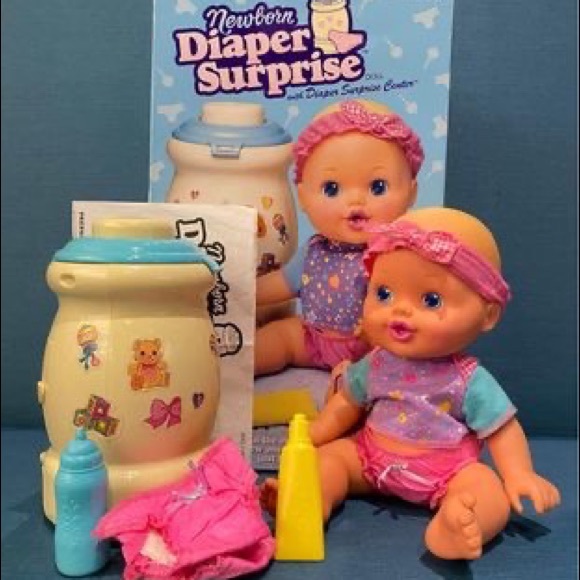 Newborn Diaper Surprise Doll Vintage 1997 - Picture 1 of 7